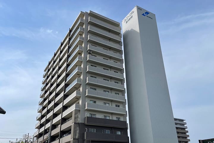 愛知県豊川市の分譲マンション大規模修繕後の南東面外観